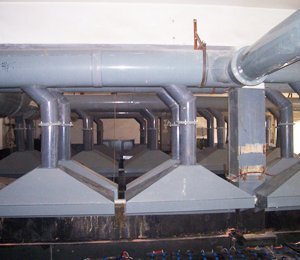 北京公交集團(tuán)保修分公司三廠,SDG吸附劑酸廢氣凈化工程,干式酸霧吸收器